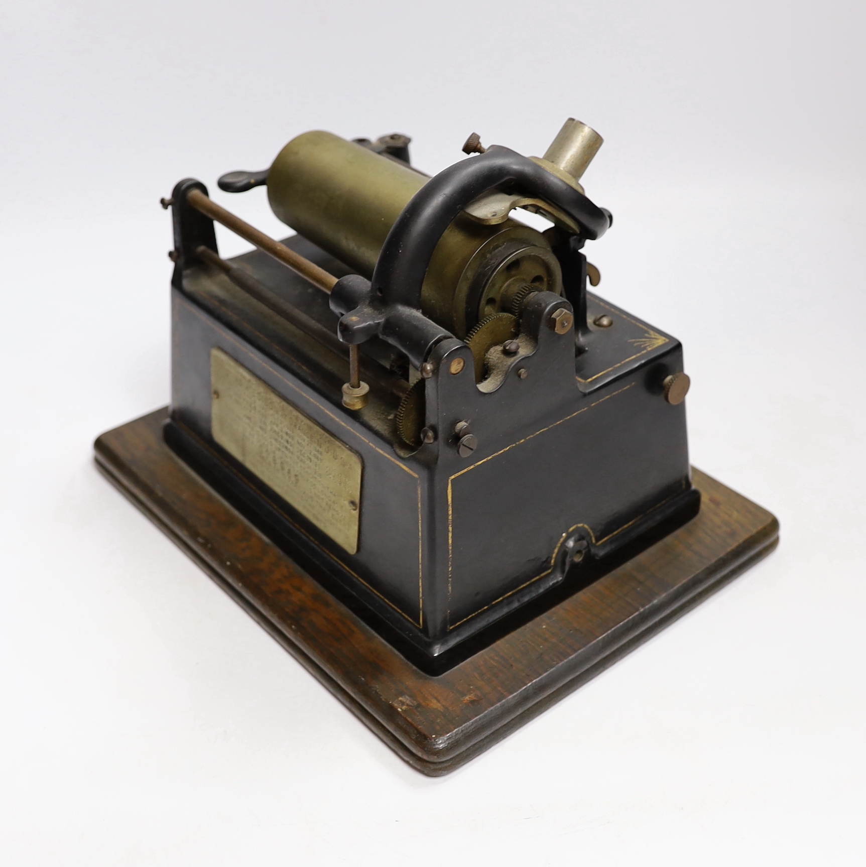 A cased Edison Gem phonograph with horn, case 20cm high